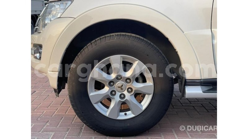 Big with watermark mitsubishi pajero ashanti import dubai 56423