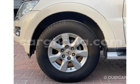 Ra Imported Mitsubishi Pajero funfun Ọkọ̀ in Import - Dubai ni Ashanti Ra Imported Mitsubishi Pajero funfun Ọkọ̀ in Import - Dubai ni Ashanti
