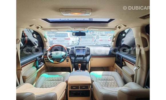 Buy Import Toyota IST White Car in Import - Dubai in Ashanti Buy Import Toyota IST White Car in Import - Dubai in Ashanti