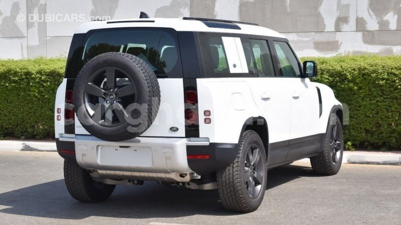 Big with watermark land rover defender ashanti import dubai 56432