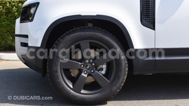 Big with watermark land rover defender ashanti import dubai 56432