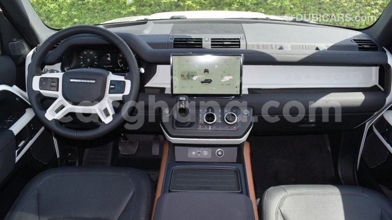 Big with watermark land rover defender ashanti import dubai 56432