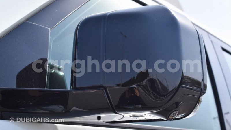 Big with watermark land rover defender ashanti import dubai 56432