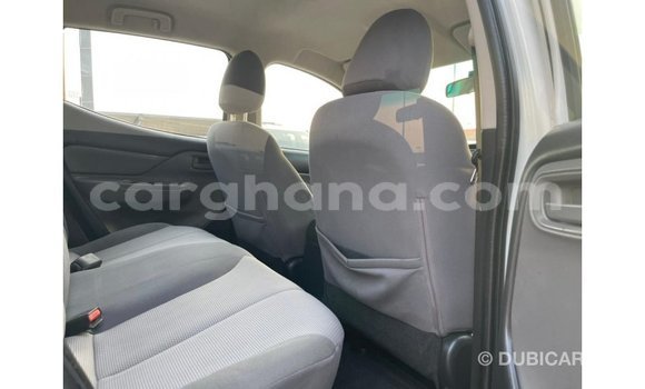 Sayi Imported Mitsubishi L200 White Mota in Import - Dubai a Ashanti Sayi Imported Mitsubishi L200 White Mota in Import - Dubai a Ashanti