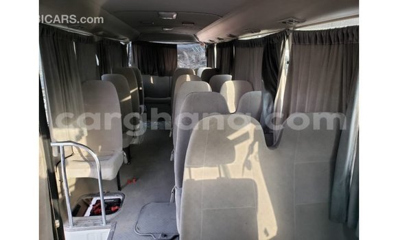 Buy Import Toyota Coaster White Car in Import - Dubai in Ashanti Buy Import Toyota Coaster White Car in Import - Dubai in Ashanti