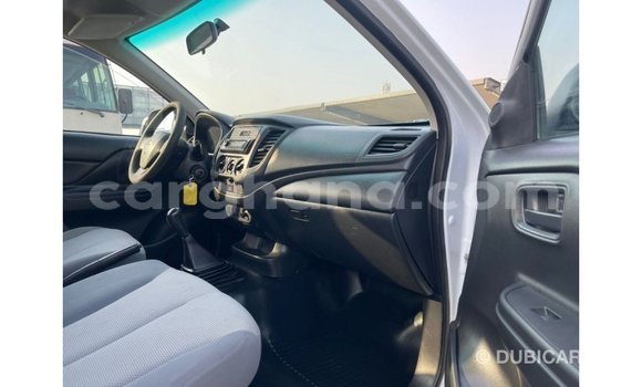 Ra Imported Mitsubishi L200 funfun Ọkọ̀ in Import - Dubai ni Ashanti Ra Imported Mitsubishi L200 funfun Ọkọ̀ in Import - Dubai ni Ashanti