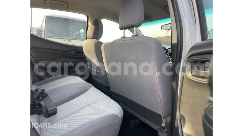 Big with watermark mitsubishi l200 ashanti import dubai 56436