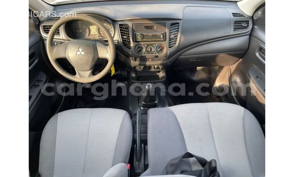 Ra Imported Mitsubishi L200 funfun Ọkọ̀ in Import - Dubai ni Ashanti Ra Imported Mitsubishi L200 funfun Ọkọ̀ in Import - Dubai ni Ashanti