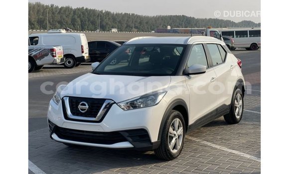 Ra Imported Nissan Evalia funfun Ọkọ̀ akẹ́rù ńlá in Import - Dubai ni Ashanti Ra Imported Nissan Evalia funfun Ọkọ̀ akẹ́rù ńlá in Import - Dubai ni Ashanti