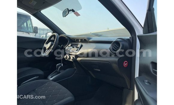 Ra Imported Nissan Evalia funfun Ọkọ̀ akẹ́rù ńlá in Import - Dubai ni Ashanti Ra Imported Nissan Evalia funfun Ọkọ̀ akẹ́rù ńlá in Import - Dubai ni Ashanti