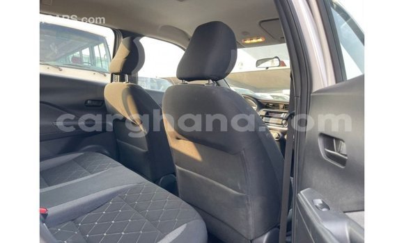 Ra Imported Nissan Evalia funfun Ọkọ̀ akẹ́rù ńlá in Import - Dubai ni Ashanti Ra Imported Nissan Evalia funfun Ọkọ̀ akẹ́rù ńlá in Import - Dubai ni Ashanti