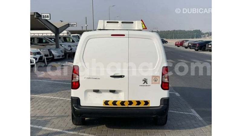 Big with watermark peugeot partner ashanti import dubai 56438