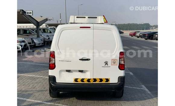 Ra Imported Peugeot Partner funfun Ọkọ̀ in Import - Dubai ni Ashanti Ra Imported Peugeot Partner funfun Ọkọ̀ in Import - Dubai ni Ashanti