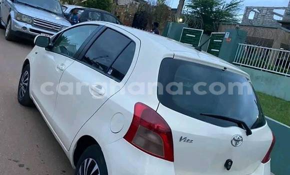 Ra Àlòkù Toyota Vitz funfun Ọkọ̀ in Sekondi–Takoradi Metropolitan ni Oorun Ra Àlòkù Toyota Vitz funfun Ọkọ̀ in Sekondi–Takoradi Metropolitan ni Oorun
