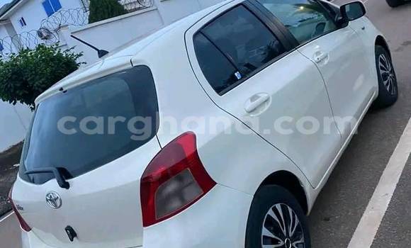 Ra Àlòkù Toyota Vitz funfun Ọkọ̀ in Sekondi–Takoradi Metropolitan ni Oorun Ra Àlòkù Toyota Vitz funfun Ọkọ̀ in Sekondi–Takoradi Metropolitan ni Oorun