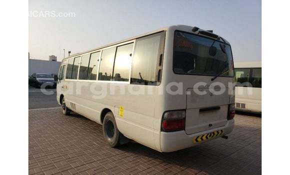 Sayi Imported Toyota Coaster White Mota in Import - Dubai a Ashanti Sayi Imported Toyota Coaster White Mota in Import - Dubai a Ashanti