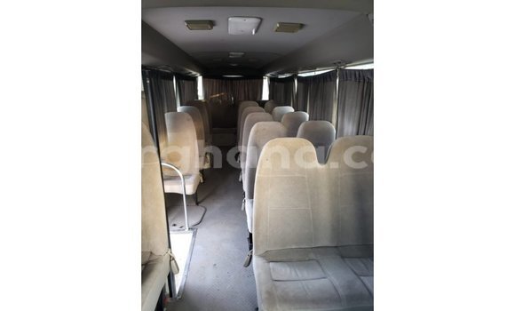 Sayi Imported Toyota Coaster White Mota in Import - Dubai a Ashanti Sayi Imported Toyota Coaster White Mota in Import - Dubai a Ashanti