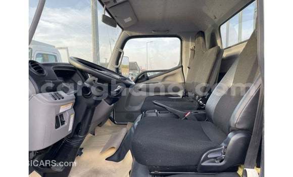 Ra Imported Mitsubishi i funfun Ọkọ̀ in Import - Dubai ni Ashanti Ra Imported Mitsubishi i funfun Ọkọ̀ in Import - Dubai ni Ashanti