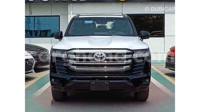 Big with watermark toyota land cruiser ashanti import dubai 56462