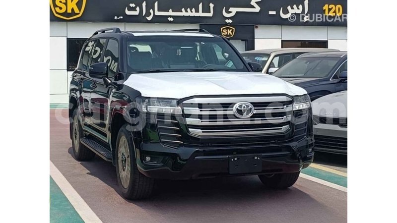 Big with watermark toyota land cruiser ashanti import dubai 56463