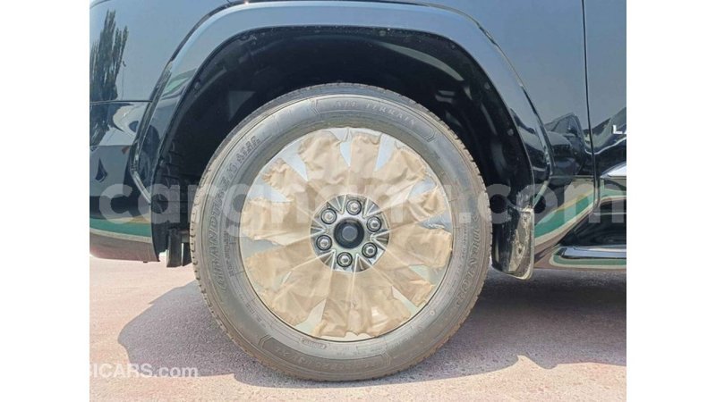 Big with watermark toyota land cruiser ashanti import dubai 56468