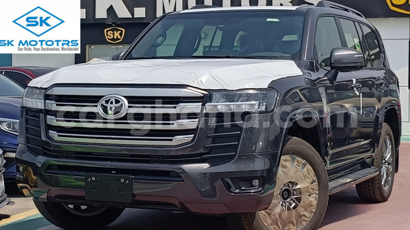 Big with watermark toyota land cruiser ashanti import dubai 56469