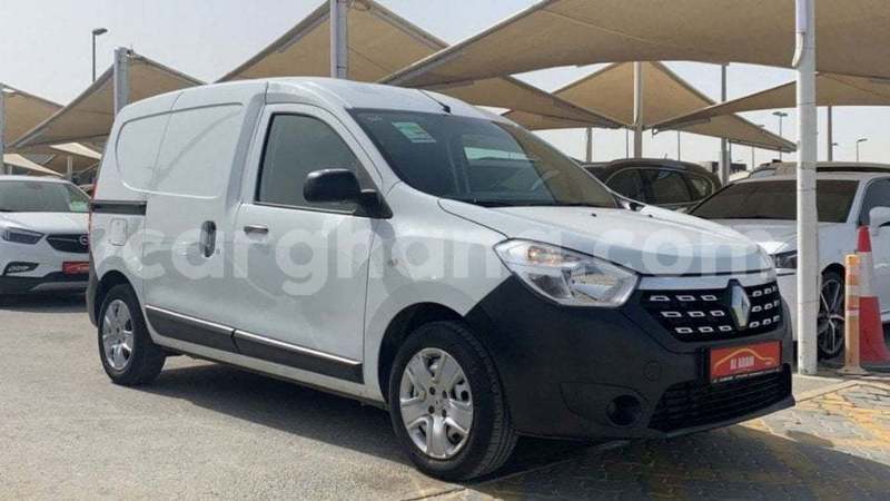 Big with watermark renault 4 ashanti import dubai 56479