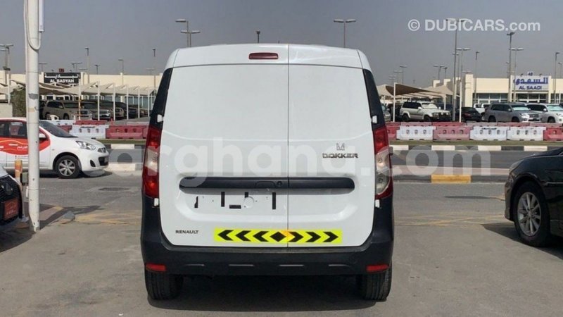 Big with watermark renault 4 ashanti import dubai 56479