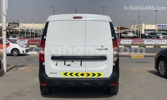 Ra Imported Renault 4 funfun Ọkọ̀ in Import - Dubai ni Ashanti Ra Imported Renault 4 funfun Ọkọ̀ in Import - Dubai ni Ashanti