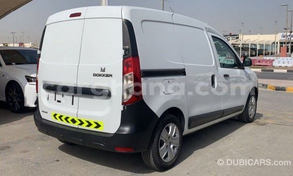 Ra Imported Renault 4 funfun Ọkọ̀ in Import - Dubai ni Ashanti Ra Imported Renault 4 funfun Ọkọ̀ in Import - Dubai ni Ashanti