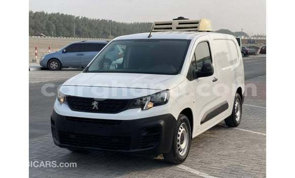 Ra Imported Peugeot Partner funfun Ọkọ̀ in Import - Dubai ni Ashanti Ra Imported Peugeot Partner funfun Ọkọ̀ in Import - Dubai ni Ashanti