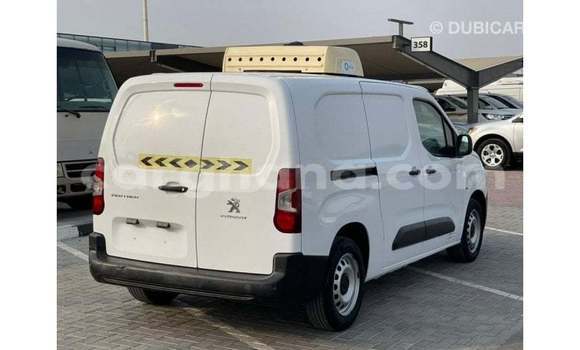Ra Imported Peugeot Partner funfun Ọkọ̀ in Import - Dubai ni Ashanti Ra Imported Peugeot Partner funfun Ọkọ̀ in Import - Dubai ni Ashanti