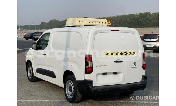 Ra Imported Peugeot Partner funfun Ọkọ̀ in Import - Dubai ni Ashanti Ra Imported Peugeot Partner funfun Ọkọ̀ in Import - Dubai ni Ashanti