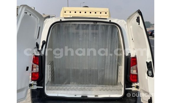 Ra Imported Peugeot Partner funfun Ọkọ̀ in Import - Dubai ni Ashanti Ra Imported Peugeot Partner funfun Ọkọ̀ in Import - Dubai ni Ashanti