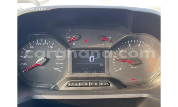 Ra Imported Peugeot Partner funfun Ọkọ̀ in Import - Dubai ni Ashanti Ra Imported Peugeot Partner funfun Ọkọ̀ in Import - Dubai ni Ashanti