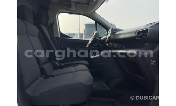 Ra Imported Peugeot Partner funfun Ọkọ̀ in Import - Dubai ni Ashanti Ra Imported Peugeot Partner funfun Ọkọ̀ in Import - Dubai ni Ashanti