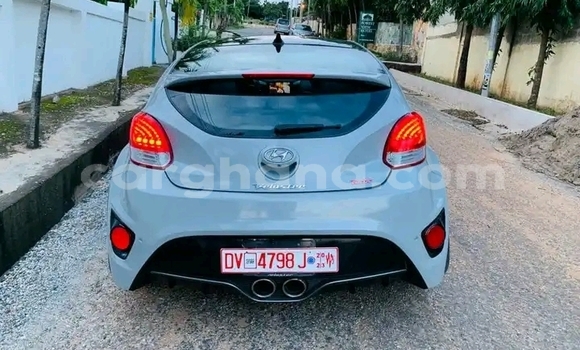 Ra Àlòkù Hyundai Veloster Blue Ọkọ̀ in Accra ni Greater Accra