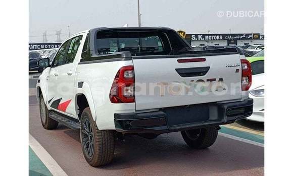 Buy Import Toyota Hilux White Car in Import - Dubai in Ashanti Buy Import Toyota Hilux White Car in Import - Dubai in Ashanti