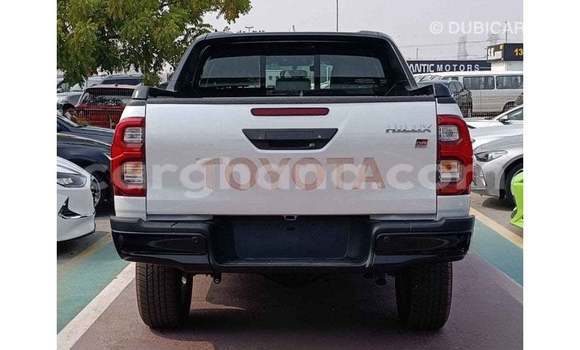 Buy Import Toyota Hilux White Car in Import - Dubai in Ashanti Buy Import Toyota Hilux White Car in Import - Dubai in Ashanti