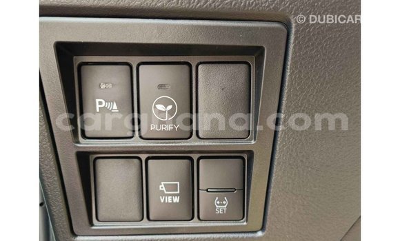 Buy Import Toyota Hilux White Car in Import - Dubai in Ashanti Buy Import Toyota Hilux White Car in Import - Dubai in Ashanti