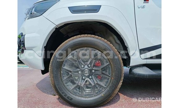 Buy Import Toyota Hilux White Car in Import - Dubai in Ashanti Buy Import Toyota Hilux White Car in Import - Dubai in Ashanti