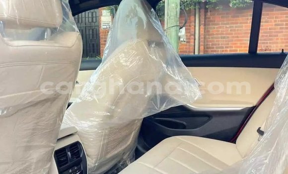 Sayi Na hannu BMW 3–Series Red Mota in Accra a Greater Accra Sayi Na hannu BMW 3–Series Red Mota in Accra a Greater Accra