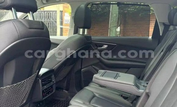Sayi Na hannu Audi Q7 Azurfa Mota in Accra a Greater Accra Sayi Na hannu Audi Q7 Azurfa Mota in Accra a Greater Accra