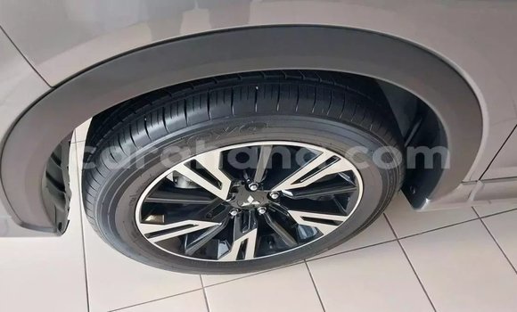 Sayi Na hannu Mitsubishi Eclipse Cross Azurfa Mota in Accra a Greater Accra Sayi Na hannu Mitsubishi Eclipse Cross Azurfa Mota in Accra a Greater Accra