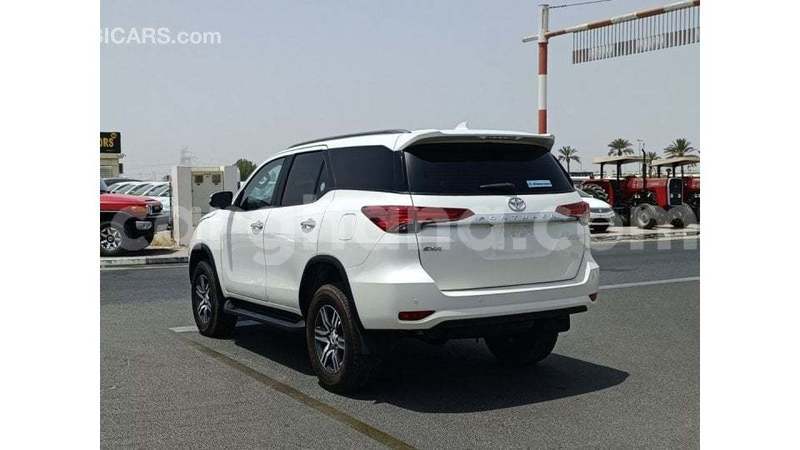 Big with watermark toyota fortuner ashanti import dubai 56524