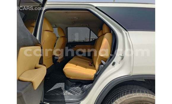 Ra Imported Toyota Fortuner funfun Ọkọ̀ in Import - Dubai ni Ashanti Ra Imported Toyota Fortuner funfun Ọkọ̀ in Import - Dubai ni Ashanti