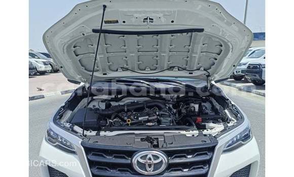 Ra Imported Toyota Fortuner funfun Ọkọ̀ in Import - Dubai ni Ashanti Ra Imported Toyota Fortuner funfun Ọkọ̀ in Import - Dubai ni Ashanti