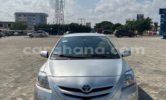 Buy Used Toyota Yaris White Car in Accra in Greater Accra
