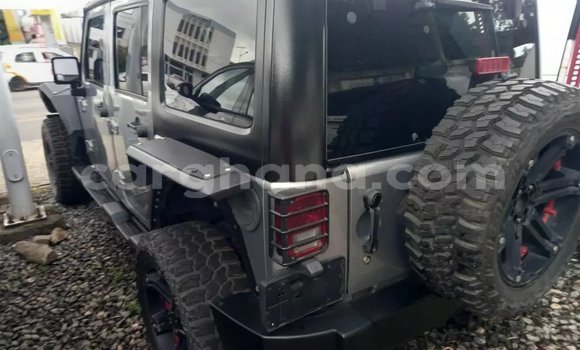 Sayi Na hannu Jeep Wrangler Azurfa Mota in Accra a Greater Accra Sayi Na hannu Jeep Wrangler Azurfa Mota in Accra a Greater Accra