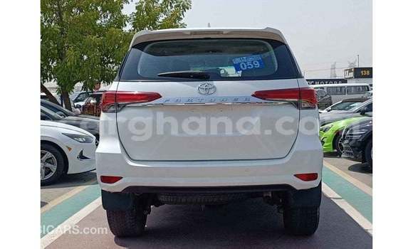Buy Import Toyota Fortuner White Car in Import - Dubai in Ashanti Buy Import Toyota Fortuner White Car in Import - Dubai in Ashanti